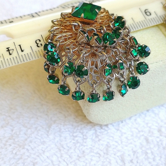 Earrings Vintage dangle weaved 3 layer earrings clip on - Picture 9 of 9